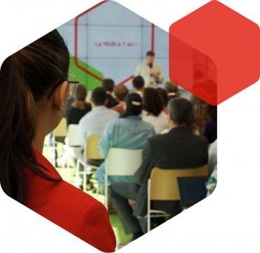 public assis à une conférence